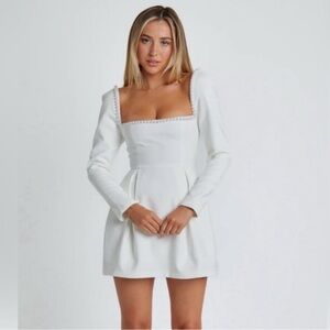 Odd Muse Ultimate Muse White Long Sleeve Dress with Pearl Detailing Size Large